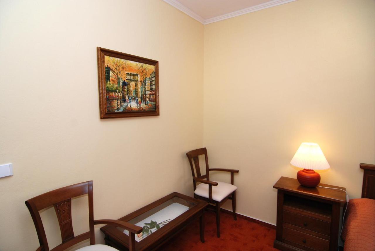 Hotel Bila Ruze Pisek  Ngoại thất bức ảnh